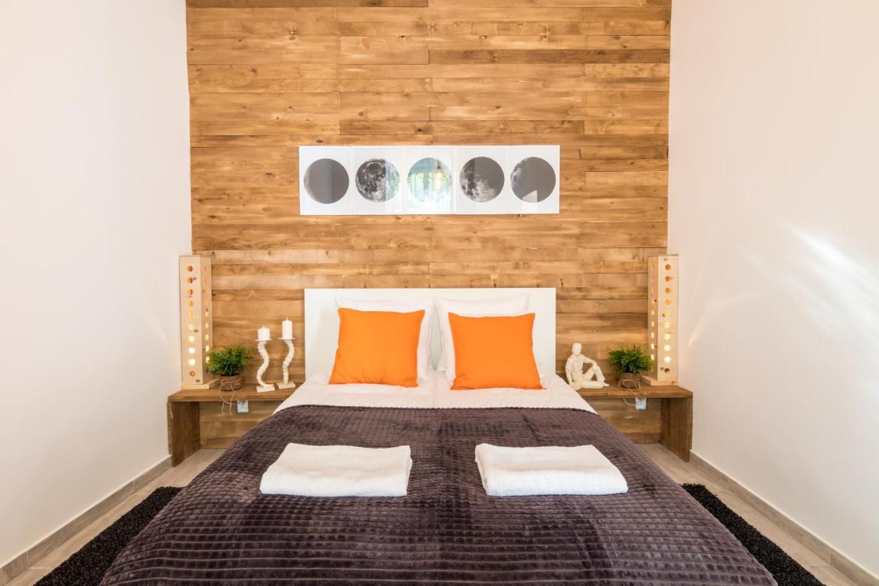 Cracow Best Location Apartment With Garden By Cozyplace Krakow Exterior photo